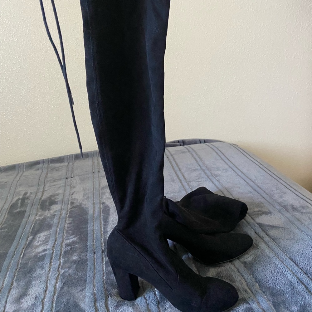 Knee high heals
